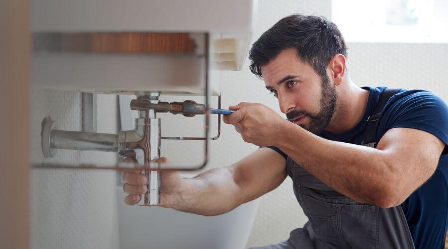 Hot water issue at sink in Tyner, KY
